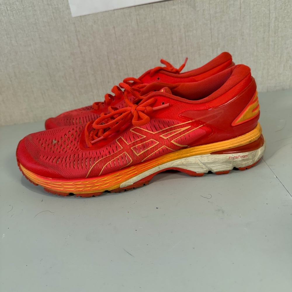 Asics Womens Gel Kayano 25 Pink Coral Athletic Running Shoes 1012A026 Size‎ 9.5